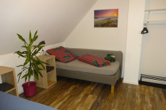 Schlafzimmer 2 ein Einzelbett 90x200 cm